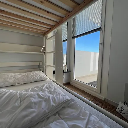 - Haus O, App 0o0411